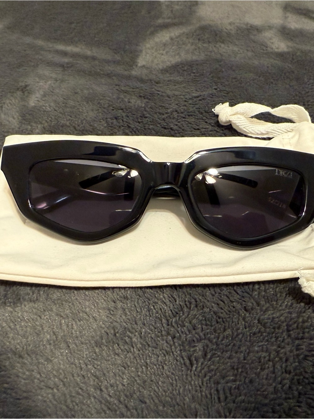 DEZI Black Cat-Eye Sunglasses with Dark Lenses
